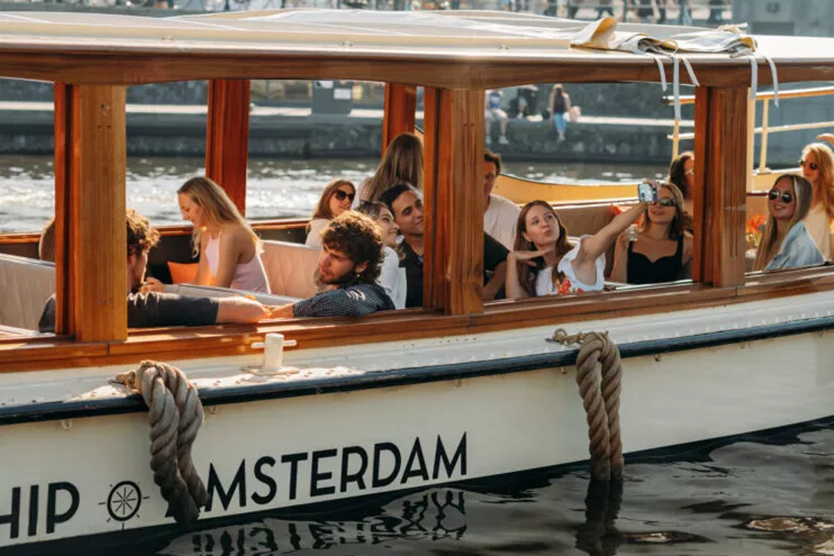 Luxe rondvaart (60 minuten) door Amsterdam