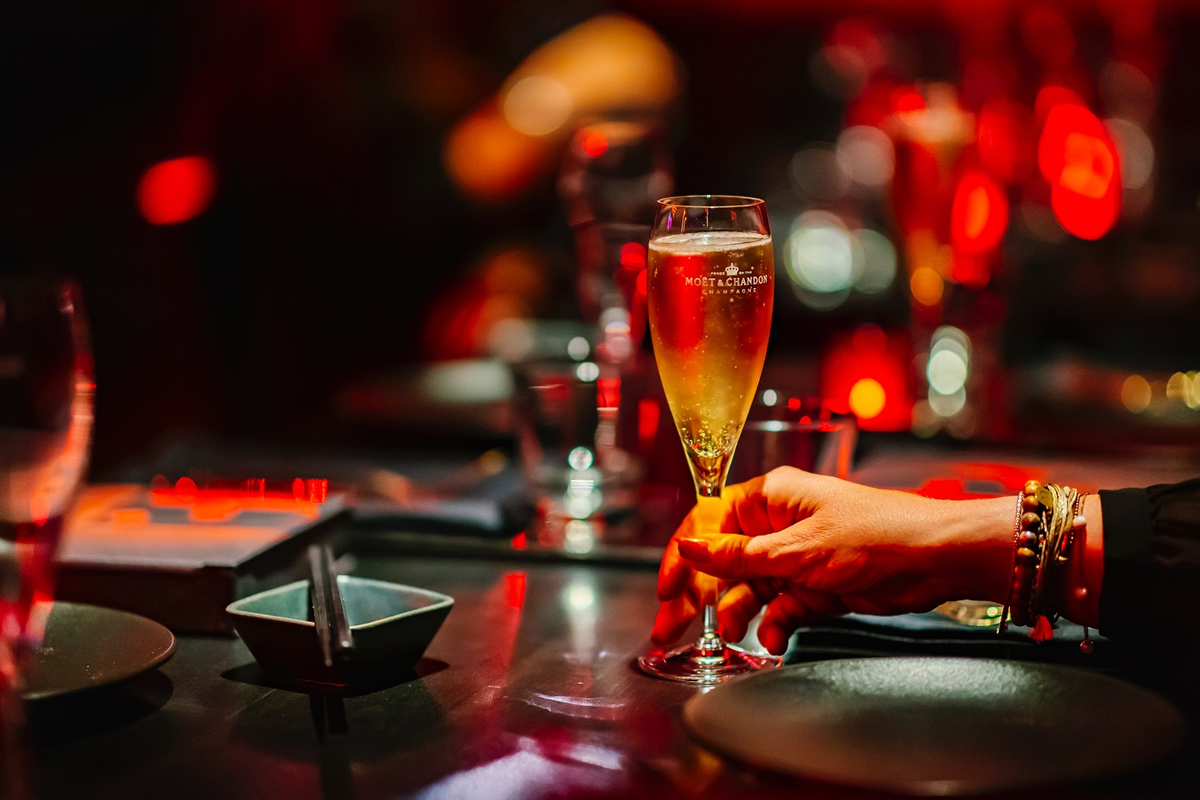 Luxe shared dining bij Bar Rouge (7 gerechten)