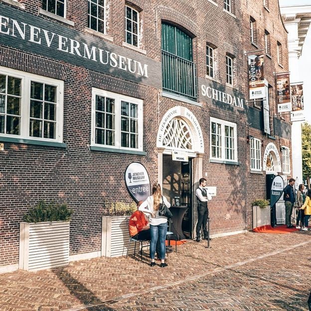 Verken en beleef historisch Schiedam & modern Rotterdam
