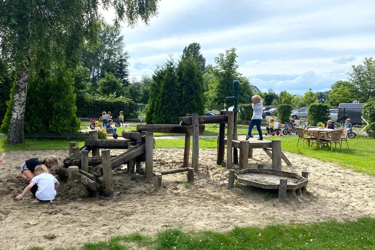 Midgetgolf arrangement bij Fabula 