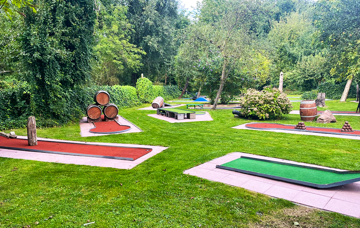 Midgetgolf + drankje en snack bij Midgetgolf Almere