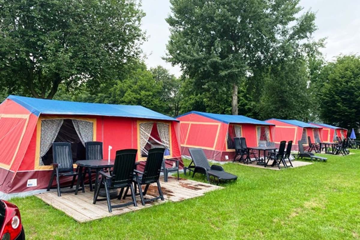Midweek of weekend in Safaritent of Bungalowtent op Vakantiepark de Bergen