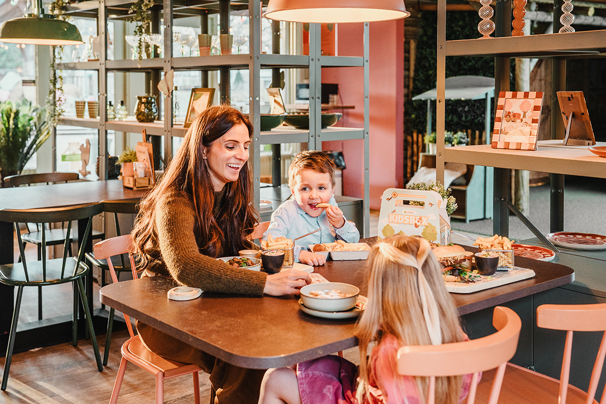 Verblijf op Vakantiepark Dierenbos incl. dagje uit naar keuze