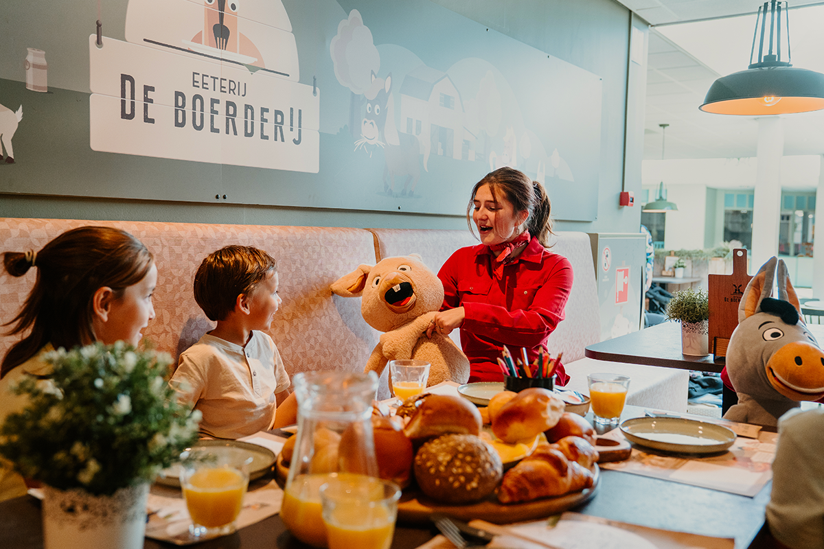 Verblijf op Vakantiepark Dierenbos incl. dagje uit naar keuze