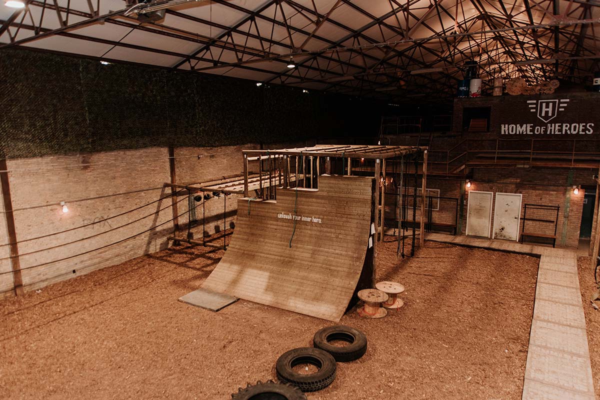 Obstakelbaan of 3 heats lasergamen bij Home of Heroes 