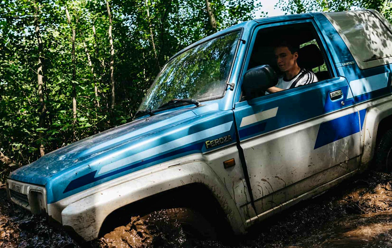 Offroad rijden + eventuele slipcursus bij Fundustry