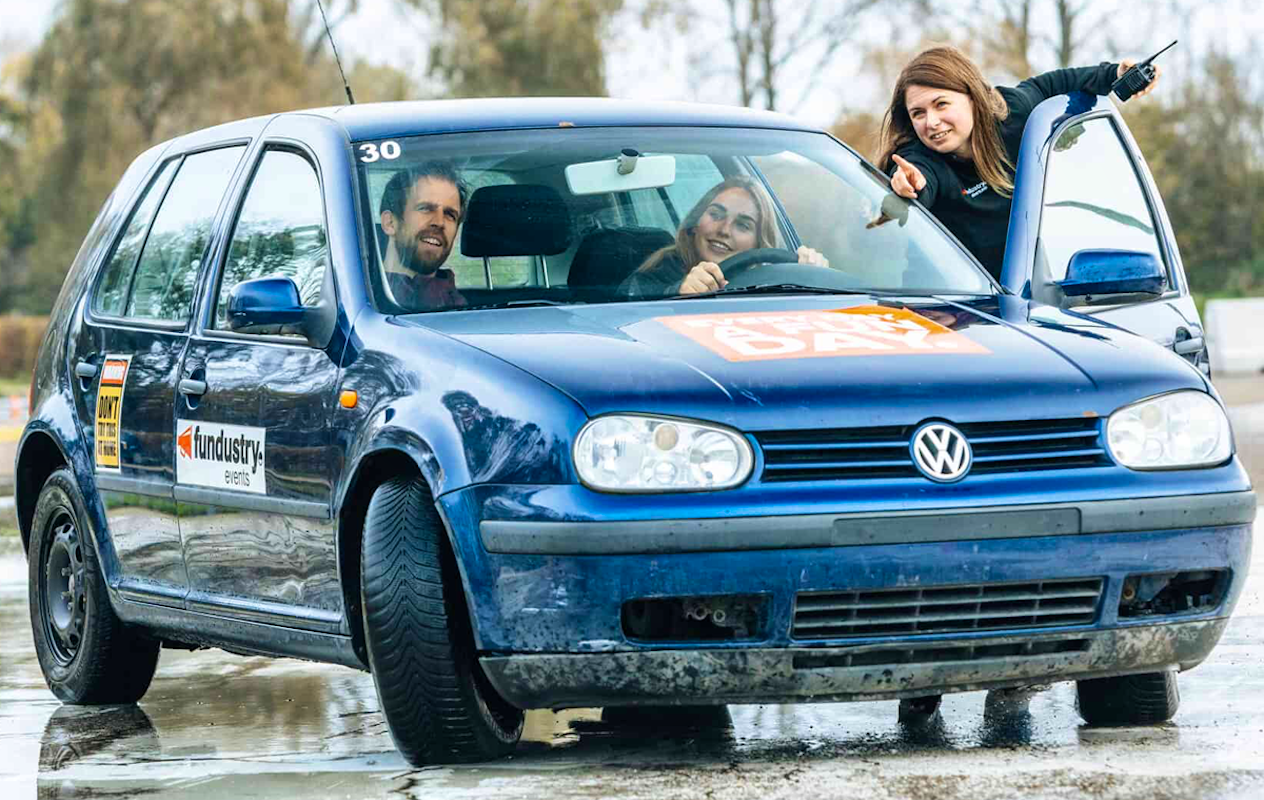 Offroad rijden + eventuele slipcursus bij Fundustry