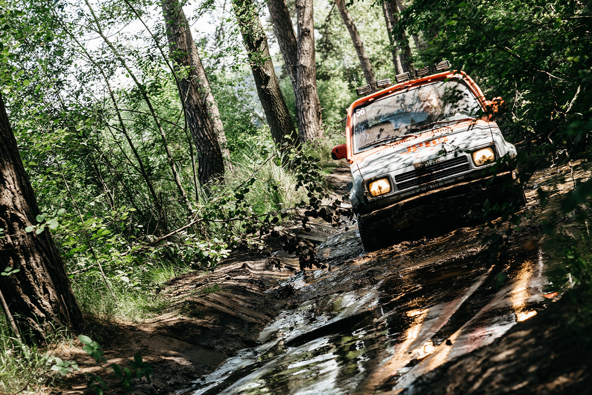 Offroad rijden + eventuele slipcursus bij Fundustry