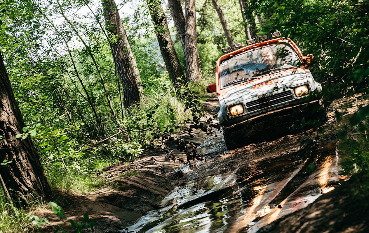 Offroad rijden + eventuele slipcursus bij Fundustry
