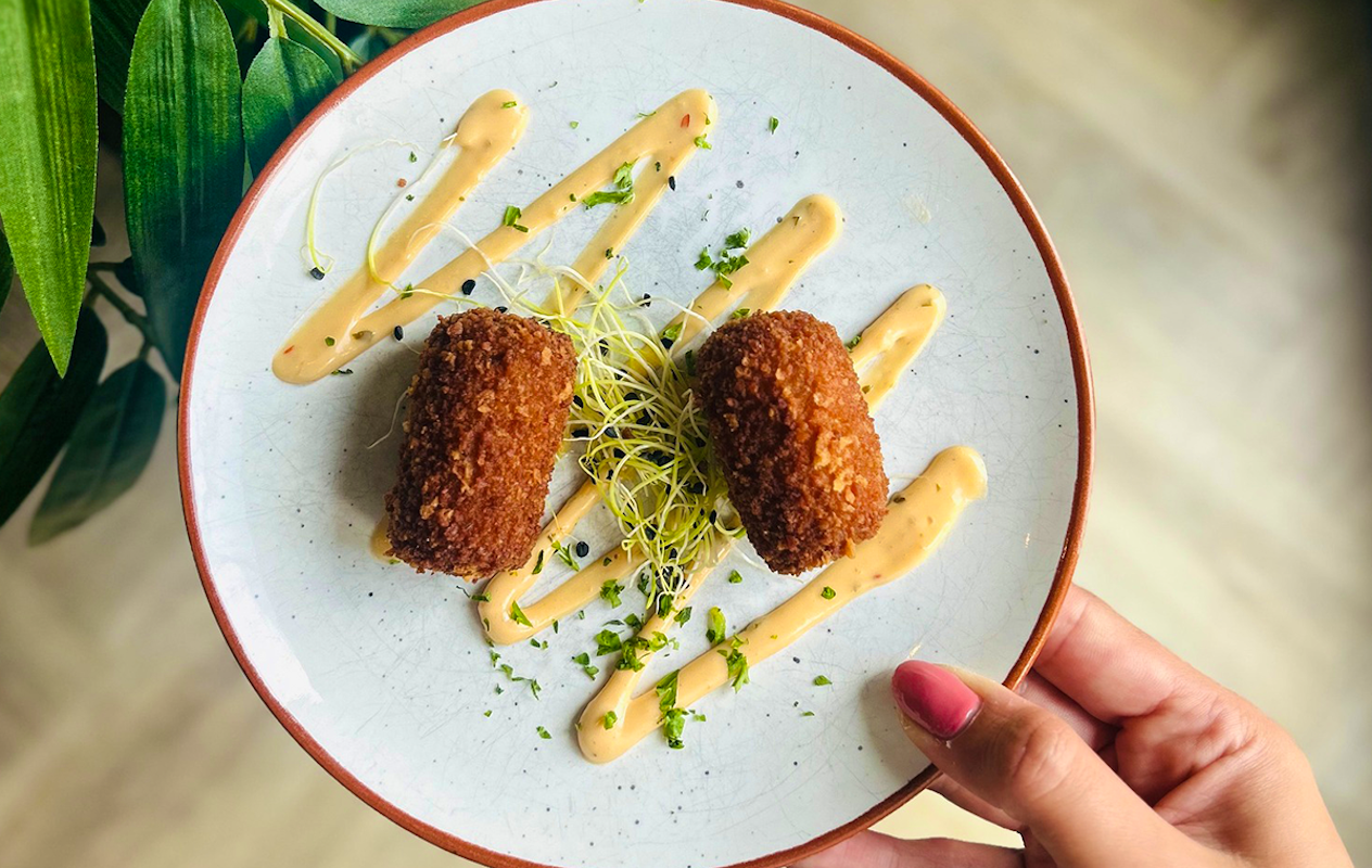 Onbeperkt tapas diner + broodplank en desserts bij Pieterman