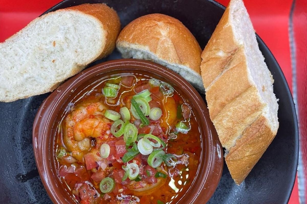 Onbeperkt tapas-diner (keuze uit 20+ gerechten) bij De Roode Leeuw