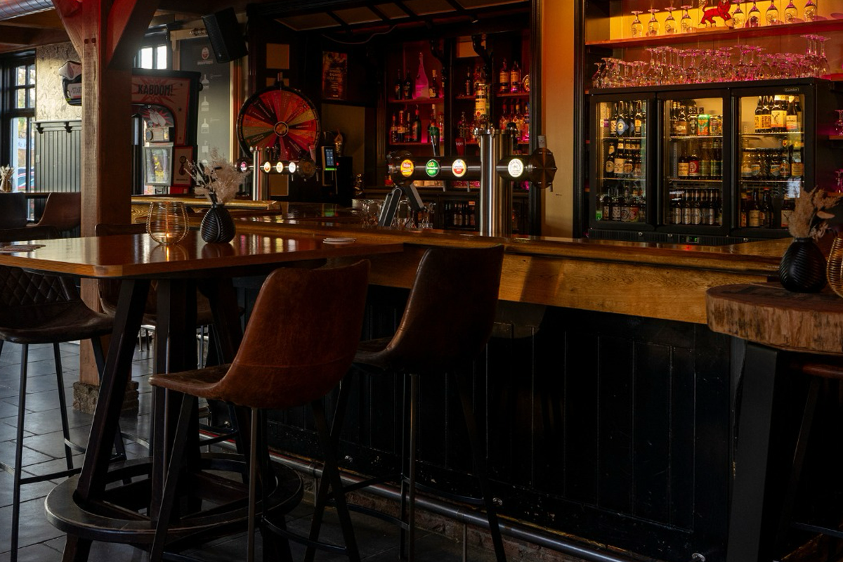 Onbeperkt tapas-diner (keuze uit 20+ gerechten) bij De Roode Leeuw