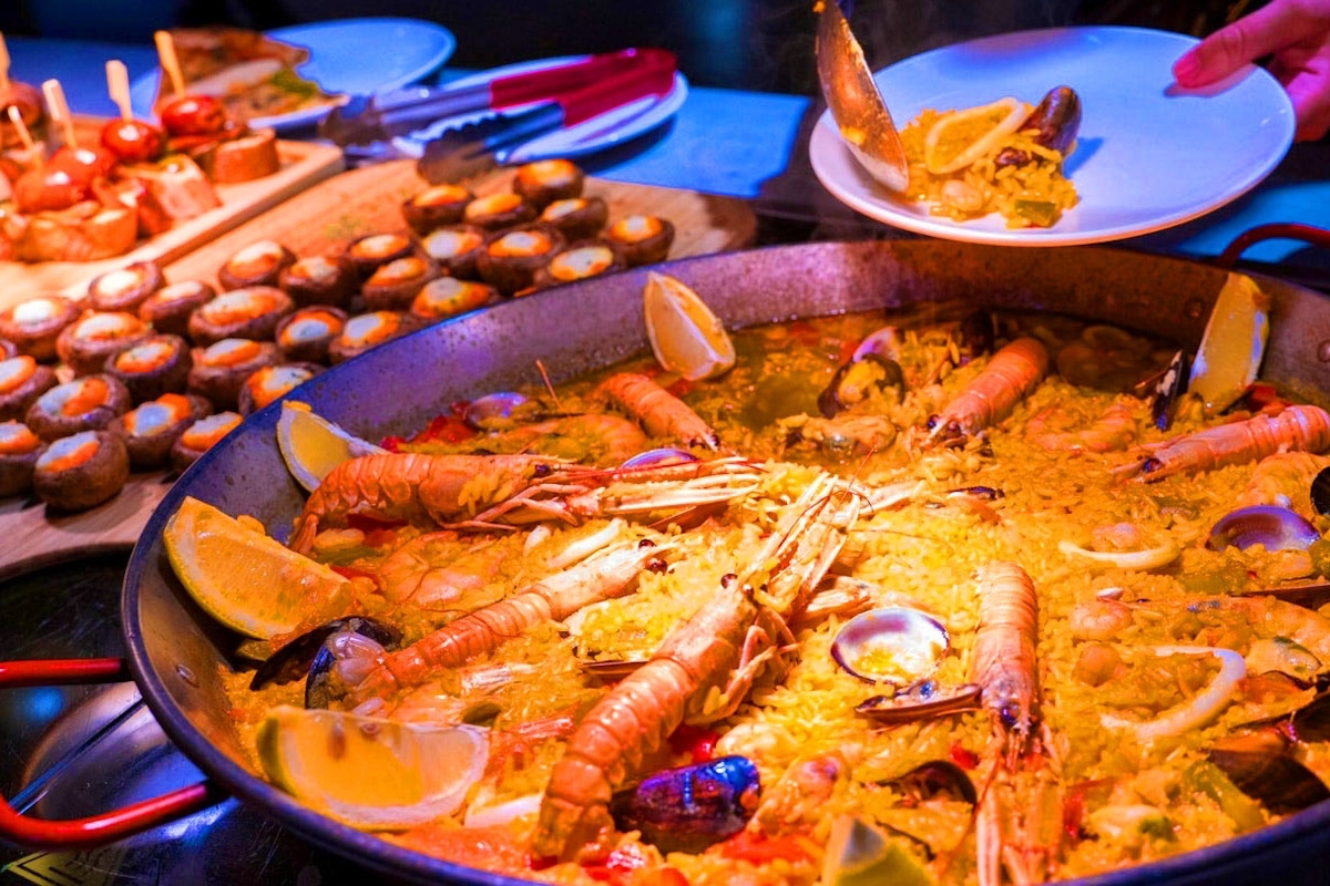 Onbeperkt dineren bij FoodExplore