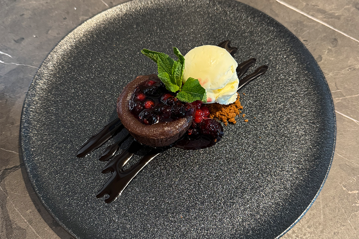 Onbeperkt dineren bij Lounge83