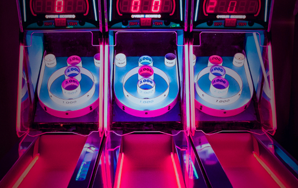 Onbeperkt gamen + Glow in the Dark minigolf bij Highscore Waalwijk
