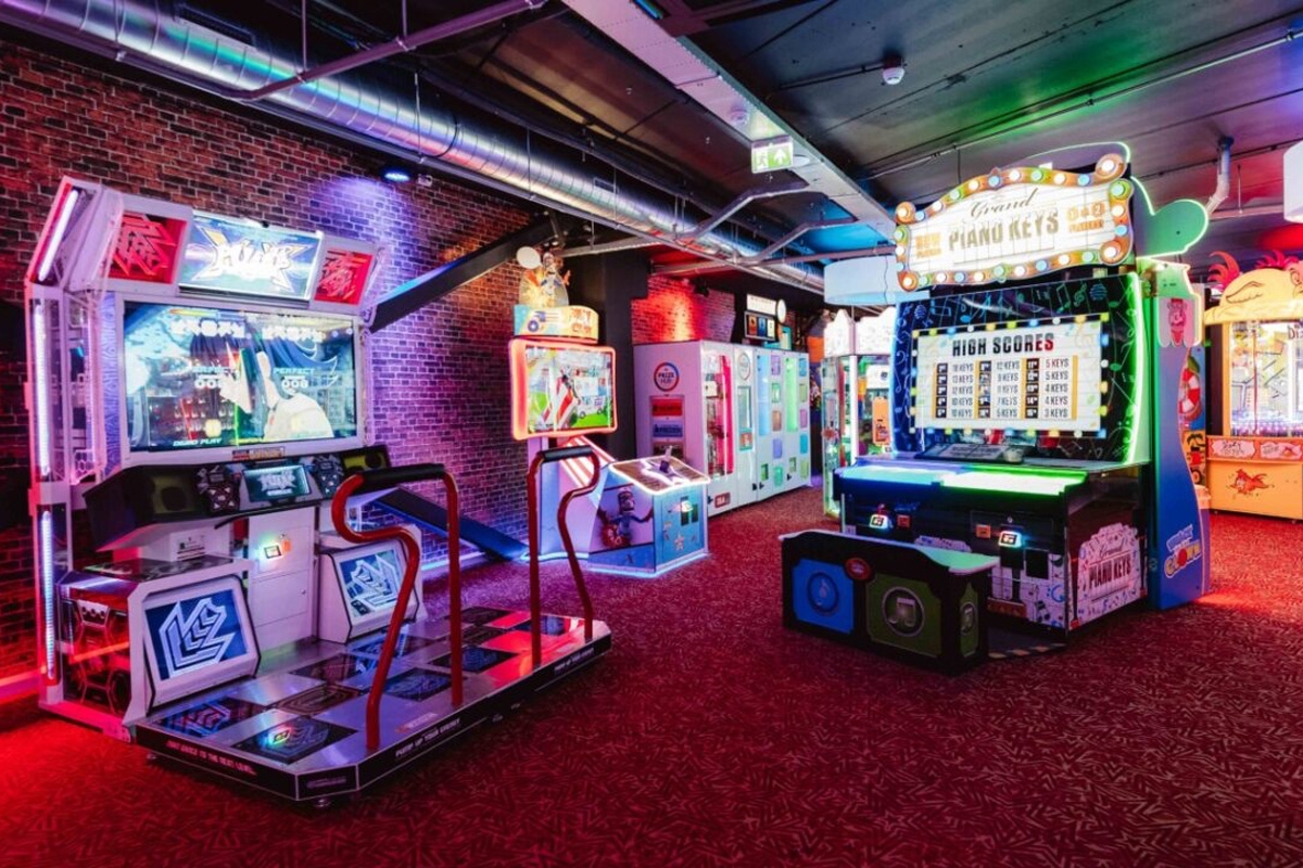 Onbeperkt gamen + frisdrank bij Sir Winston Fun & Games Ypenburg