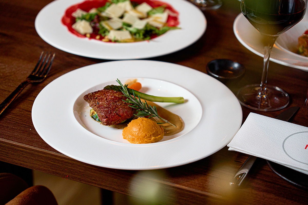 All you can eat bij Red Moon Veldhoven