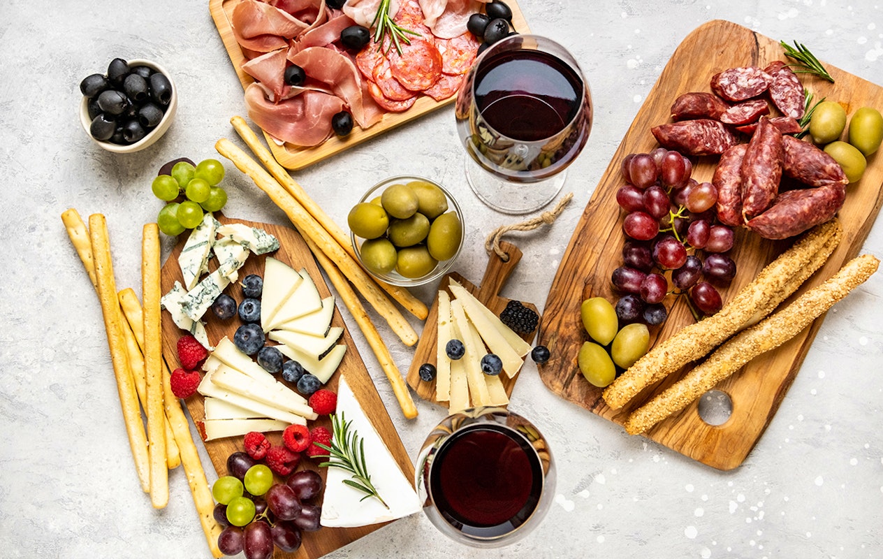 Onbeperkt Tapas en Pincho's met een dessert bij Sabrosas