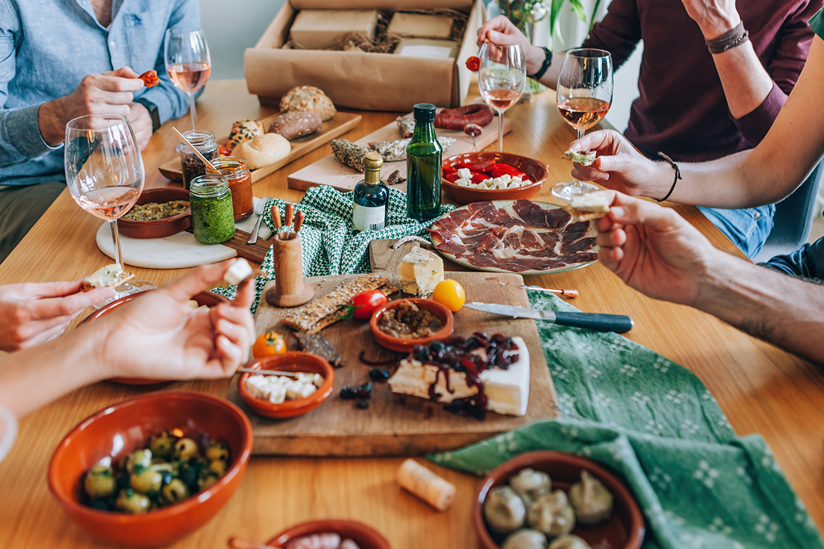 Onbeperkt tapas + dessert bij Spijkers IJmuiden