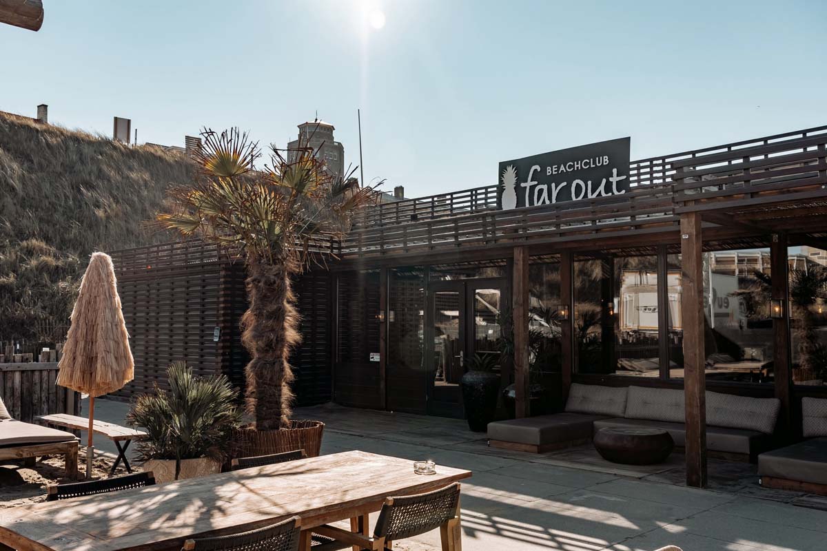 Ontbijt naar keuze bij Beachclub Far Out 