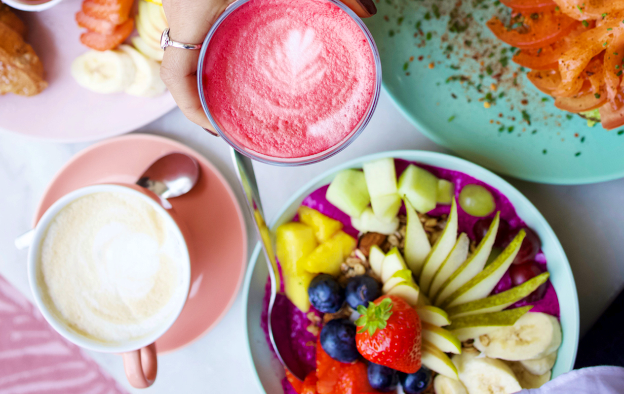 Luxe ontbijt of lunch + koffie/thee bij Corner Bakery