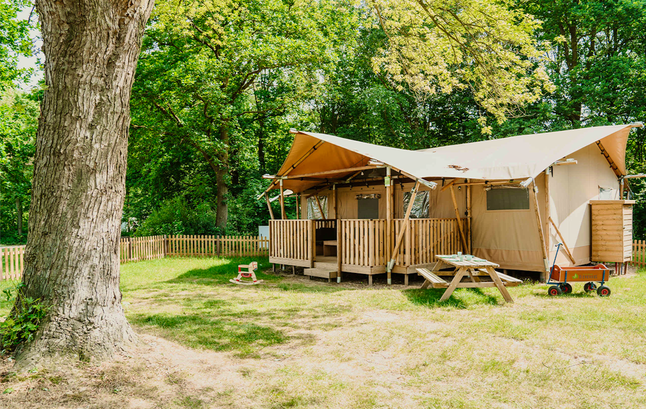Verblijven op Vakantiepark Dierenbos inclusief AttractiePas