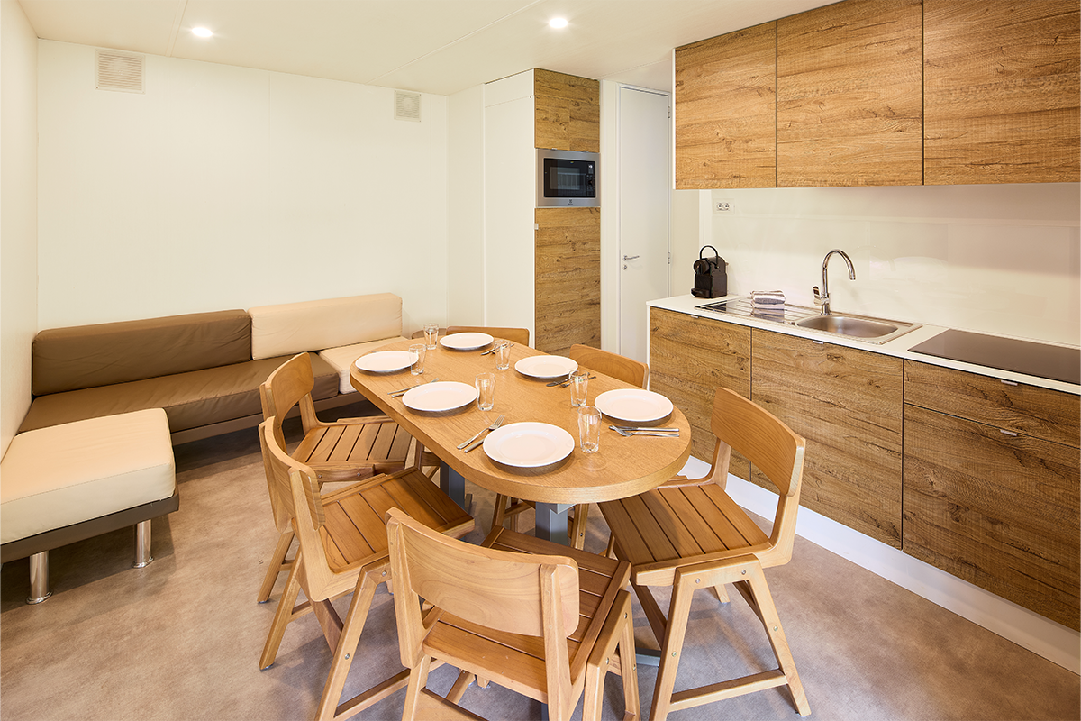 Verblijf een midweek of weekend op Lake Resort Safaripark Beekse Bergen