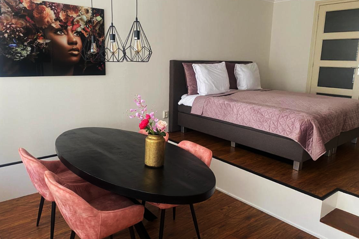 Overnachting + ontbijt + bubbels bij B&B De Posthoorn (2 personen)