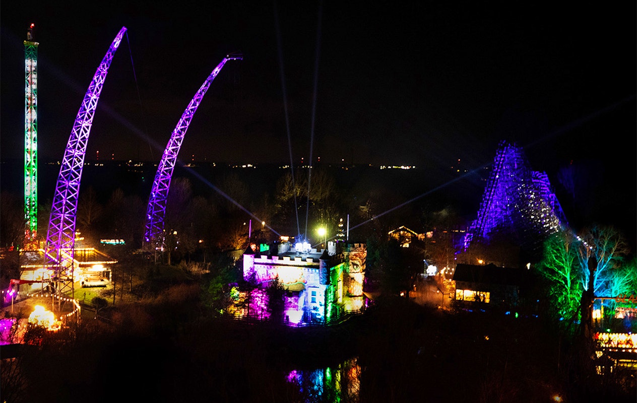 Entreeticket Walibi Bright Nights + overnachting Walibi Village