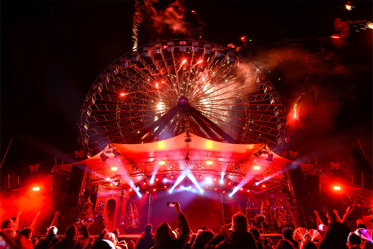 Entreeticket Walibi Bright Nights + overnachting Walibi Village