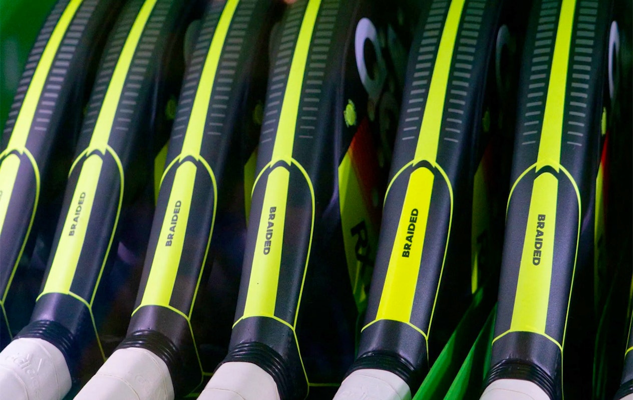 1 of 1,5 uur padellen voor 4 personen bij Padelhill Hillegom