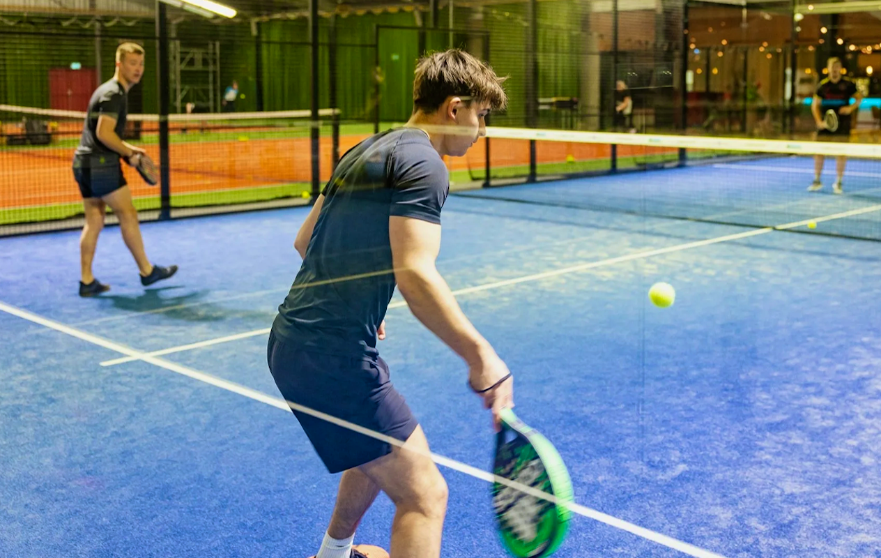 Padellen + portie bitterballen bij Plaza Sportz Coevorden