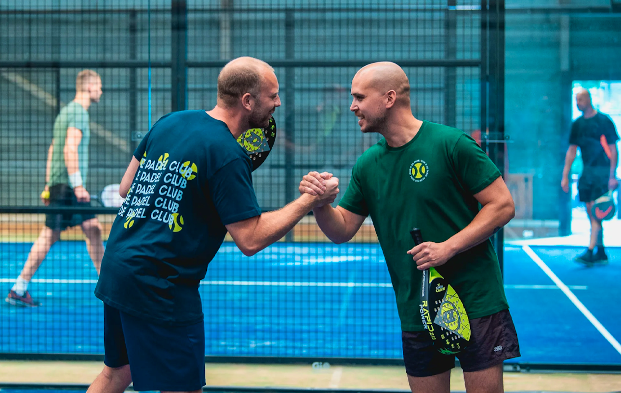 Padellen + portie bitterballen bij Plaza Sportz Coevorden