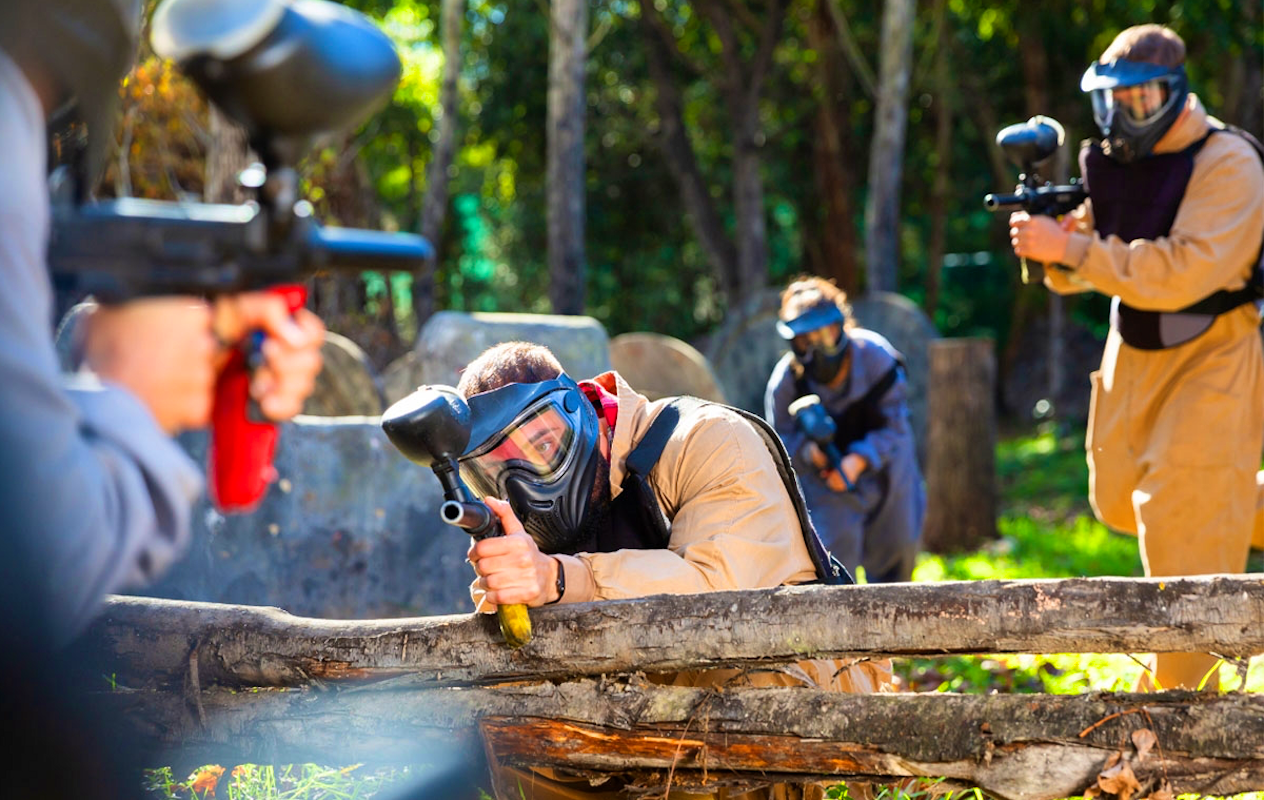 Paintball of Laser Paintball bij Agimont Adventure (10 personen)