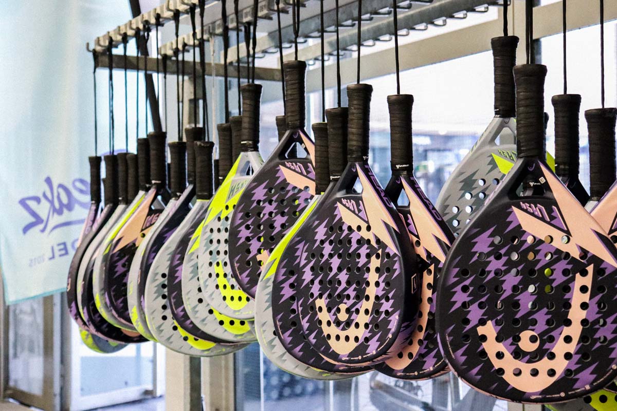 1 uur baanhuur bij Peakz Padel (14 locaties)