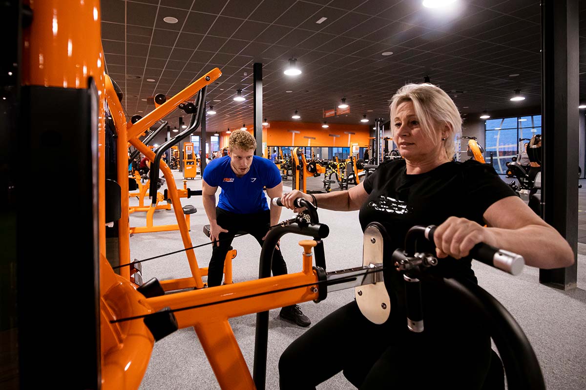 Personal training + Starter Kit en maandlidmaatschap bij Basic-Fit