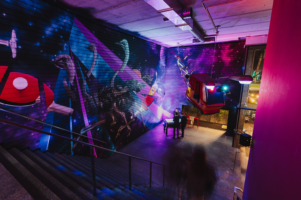 Pinpongen + evt. pitcher bier en snack bij PONG - Ping Pong bar