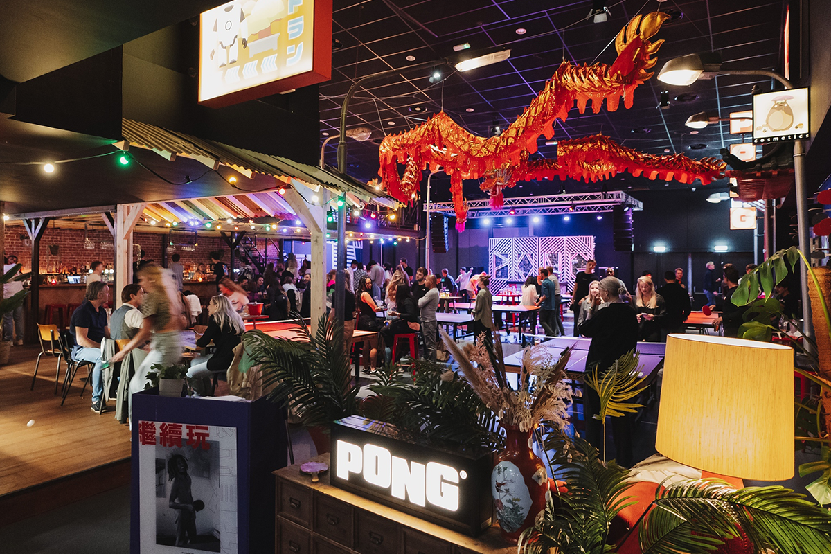 Pinpongen + evt. pitcher bier en snack bij PONG - Ping Pong bar