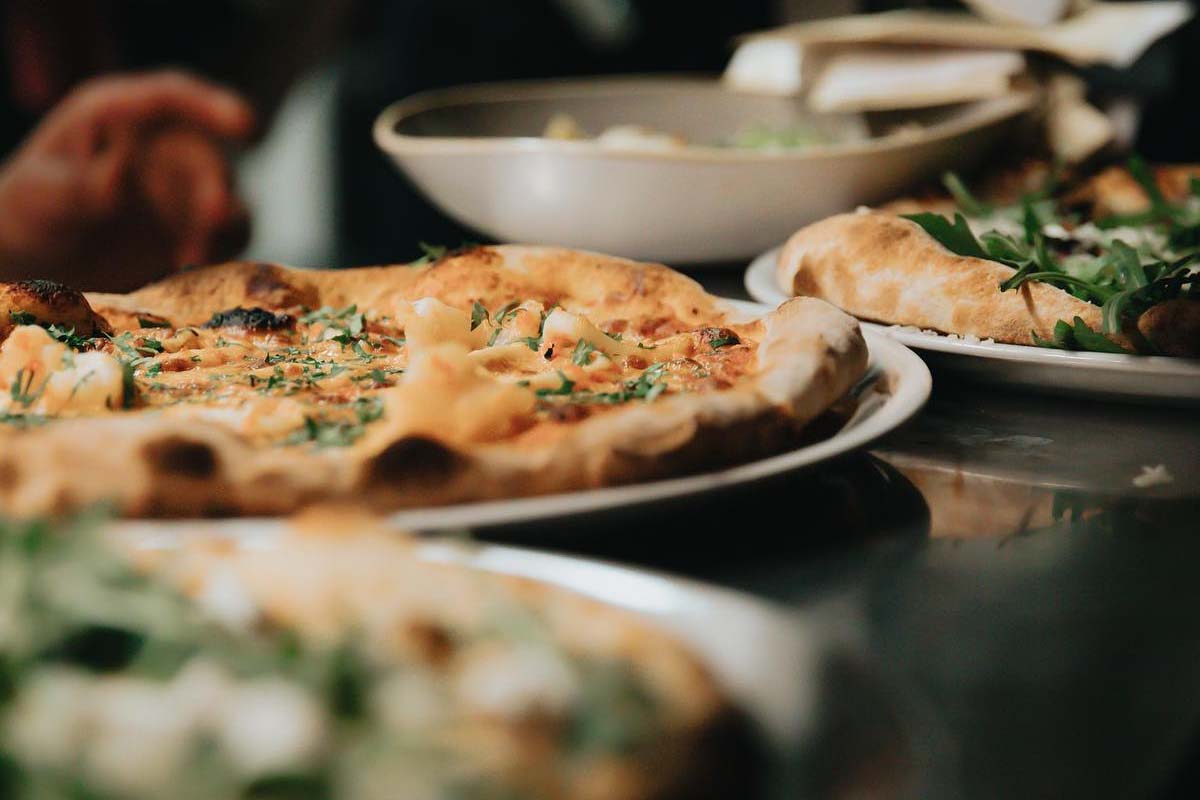 Pizza naar keuze bij Bar Spek