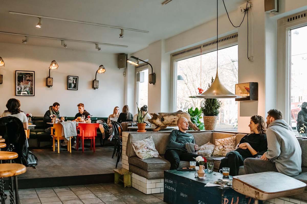 Pizza naar keuze bij Bar Spek