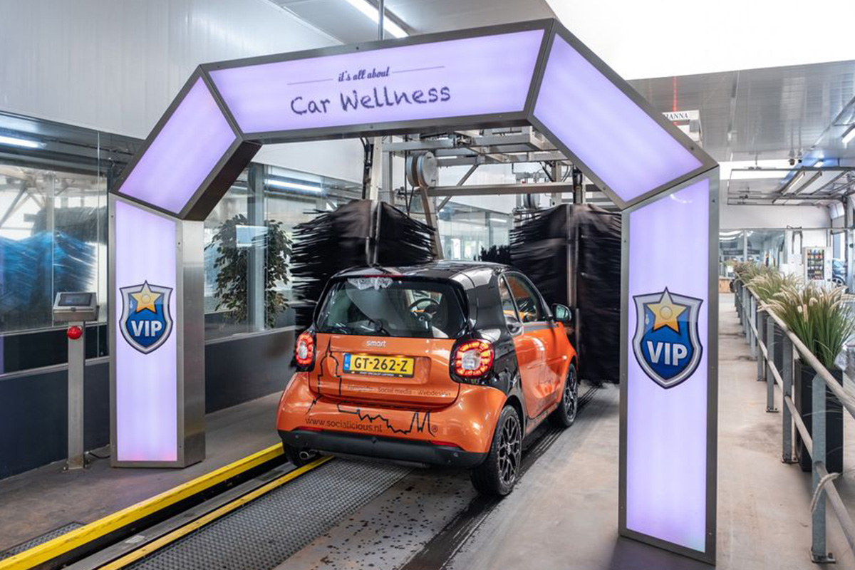 Platina-wasprogramma bij iClean Carwash Deventer