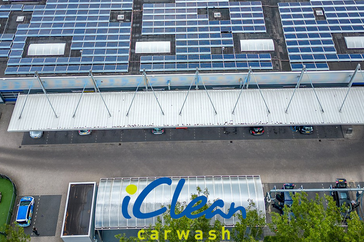 Platina-wasprogramma bij iClean Carwash Deventer