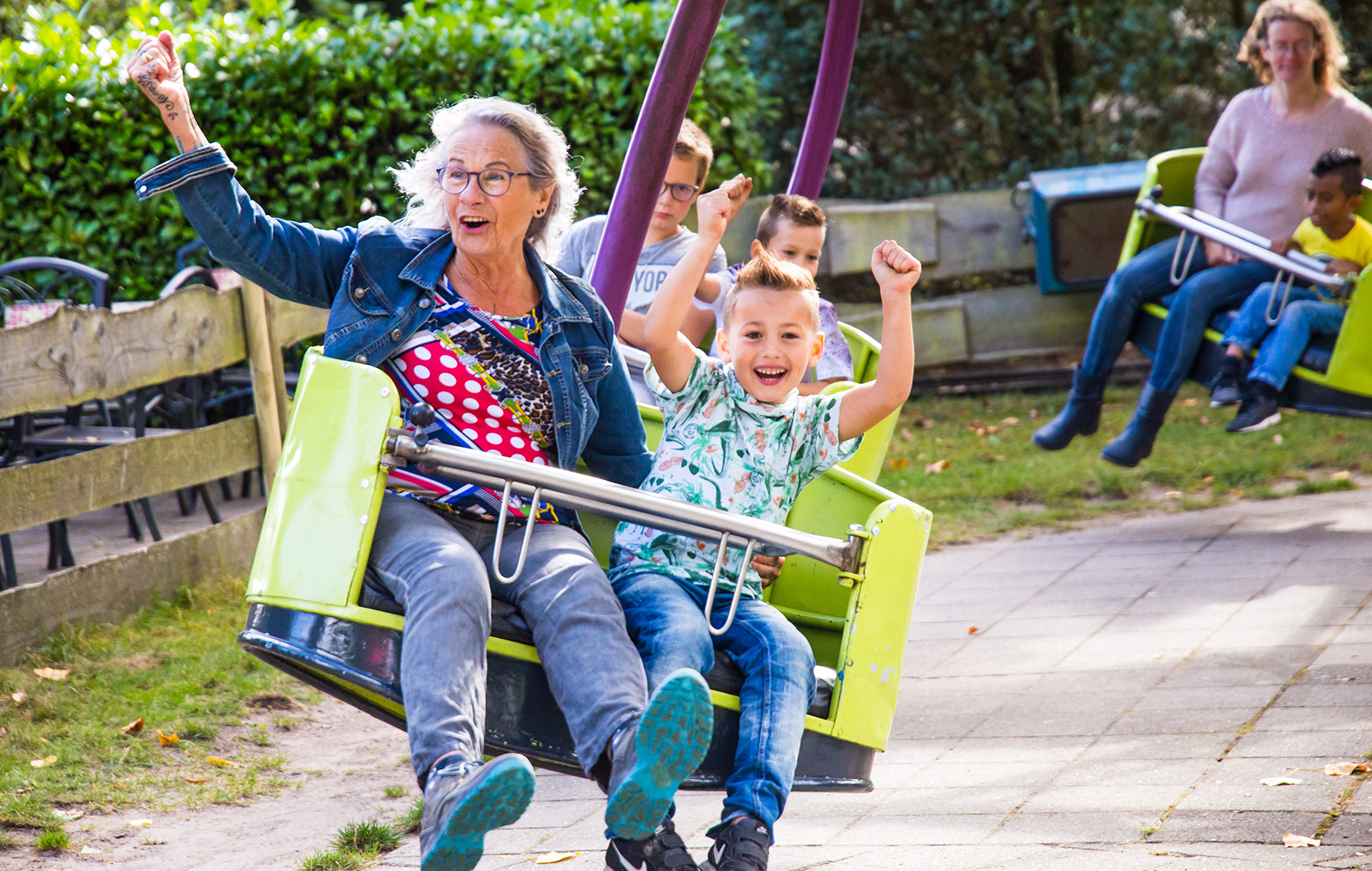 Entreeticket Attractiepark de Waarbeek, incl. onbeperkt eten + drinken