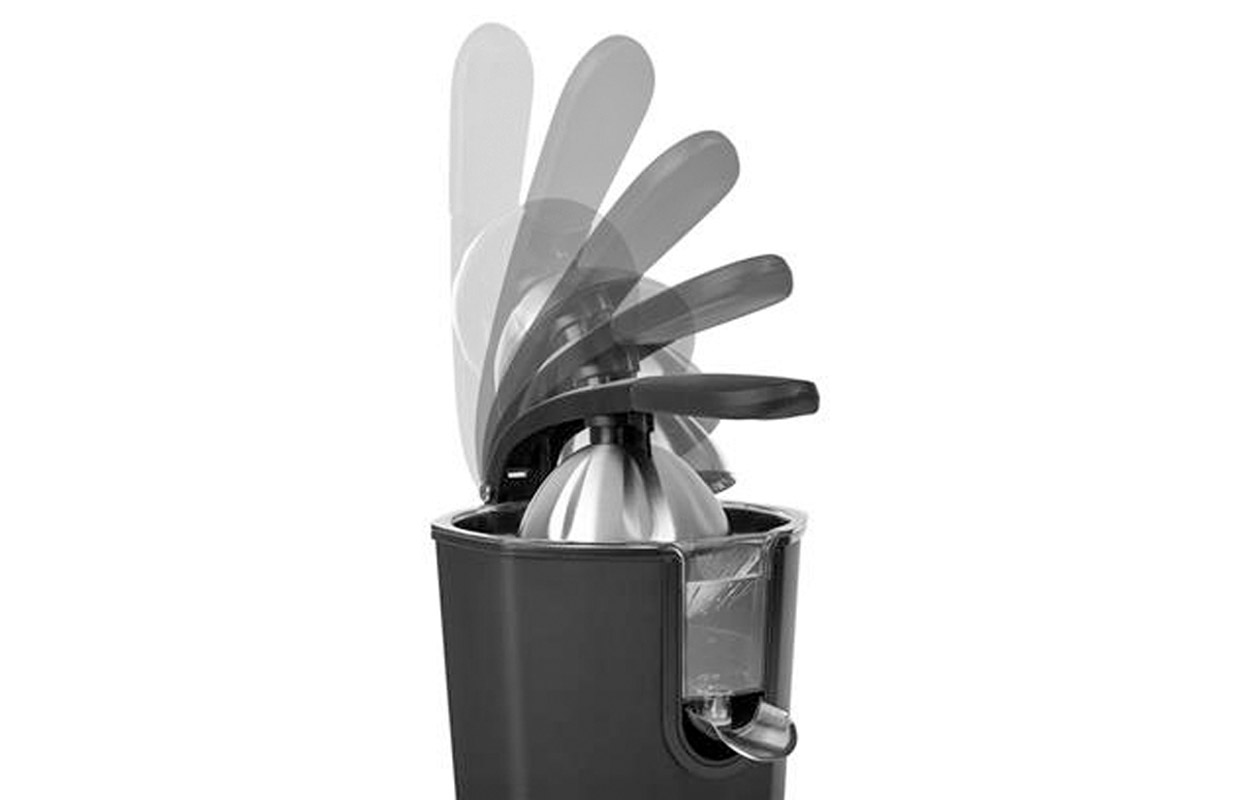 Bereid heerlijke versgeperste sinaasappelsap met de Princess Citruspers