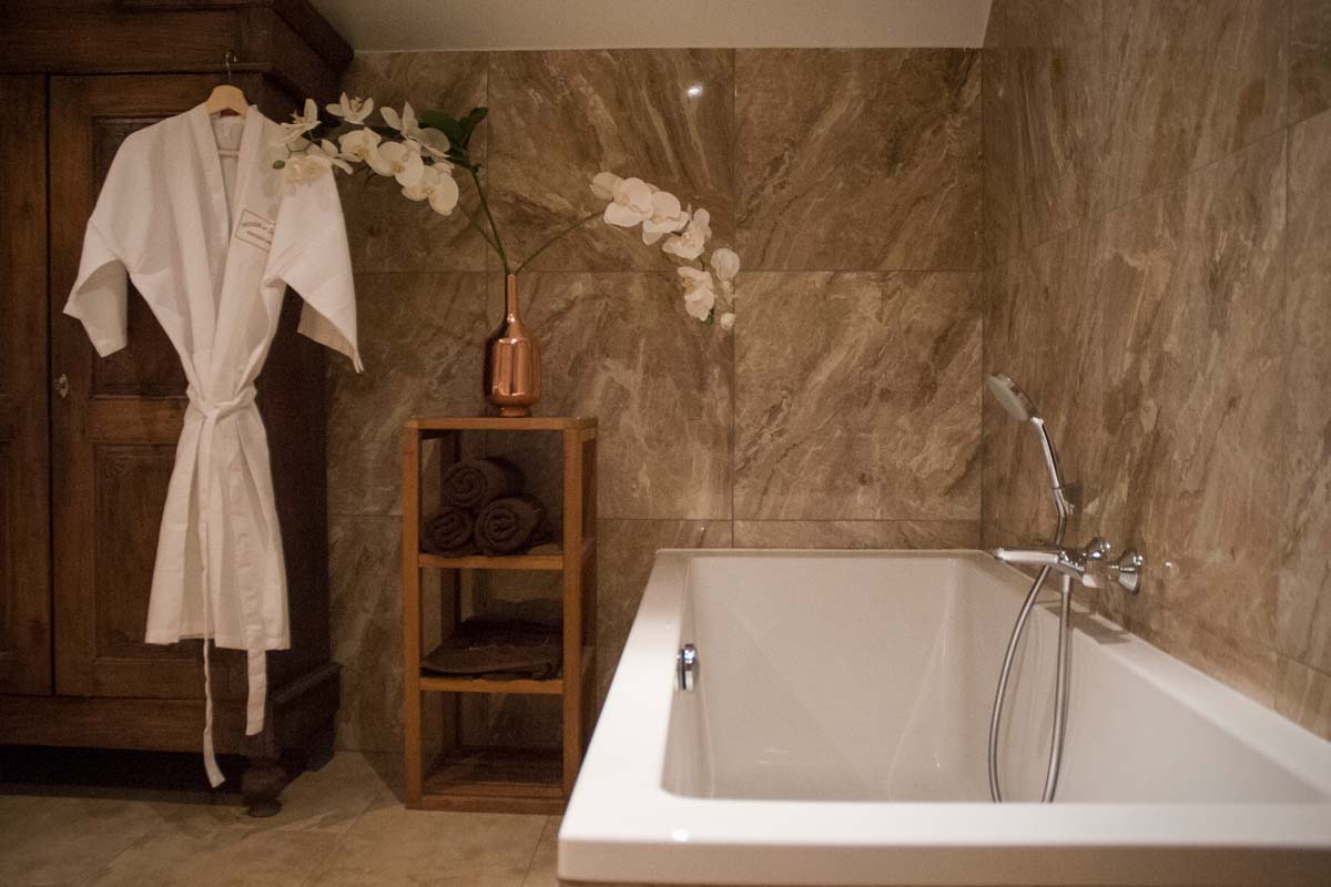 Privé sauna arrangement + hapjes en bubbels bij House of Java (2 personen)