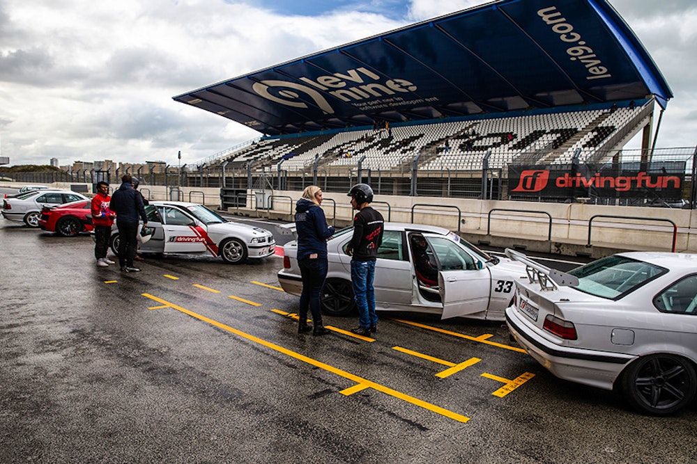 Race- of taxi-ervaring in een BMW E36 325i bij Driving-Fun