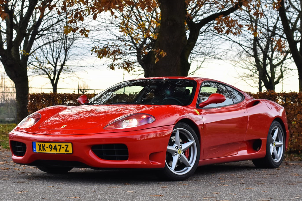 20 minuten rijden in een Ferrari 360 Modena