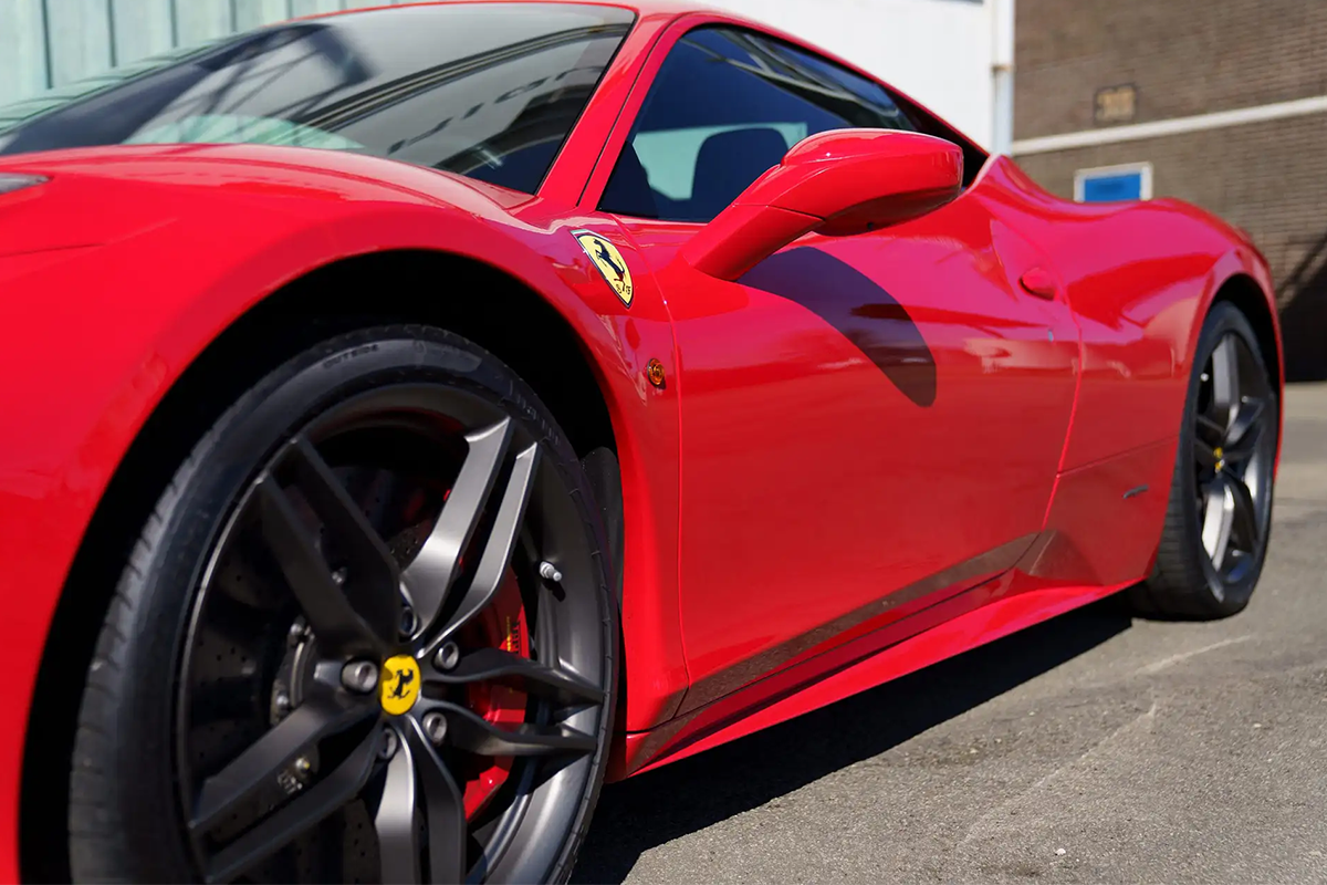 20 minuten rijden in een Ferrari 360 Modena