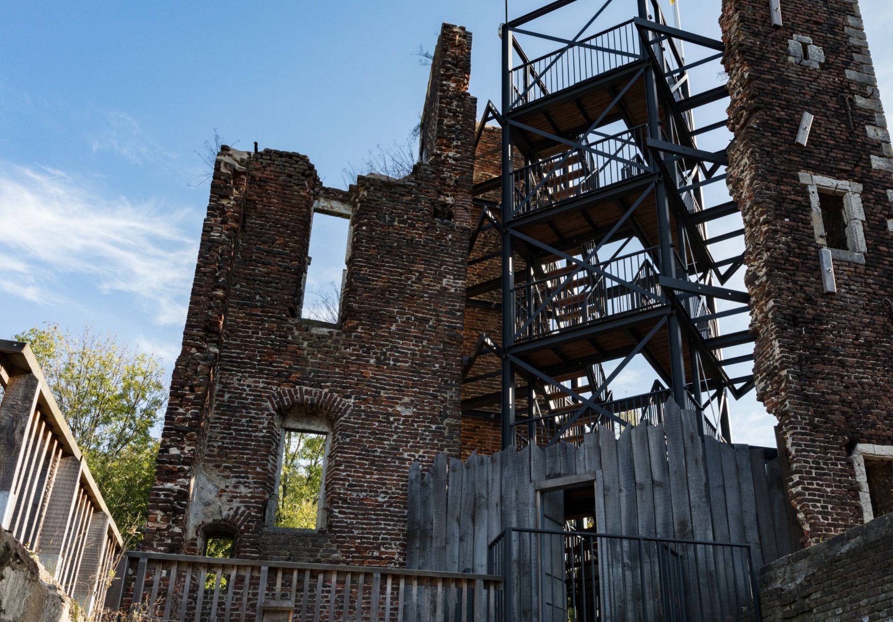 Rondleiding en luxe ontbijt bij Slot Schaesberg