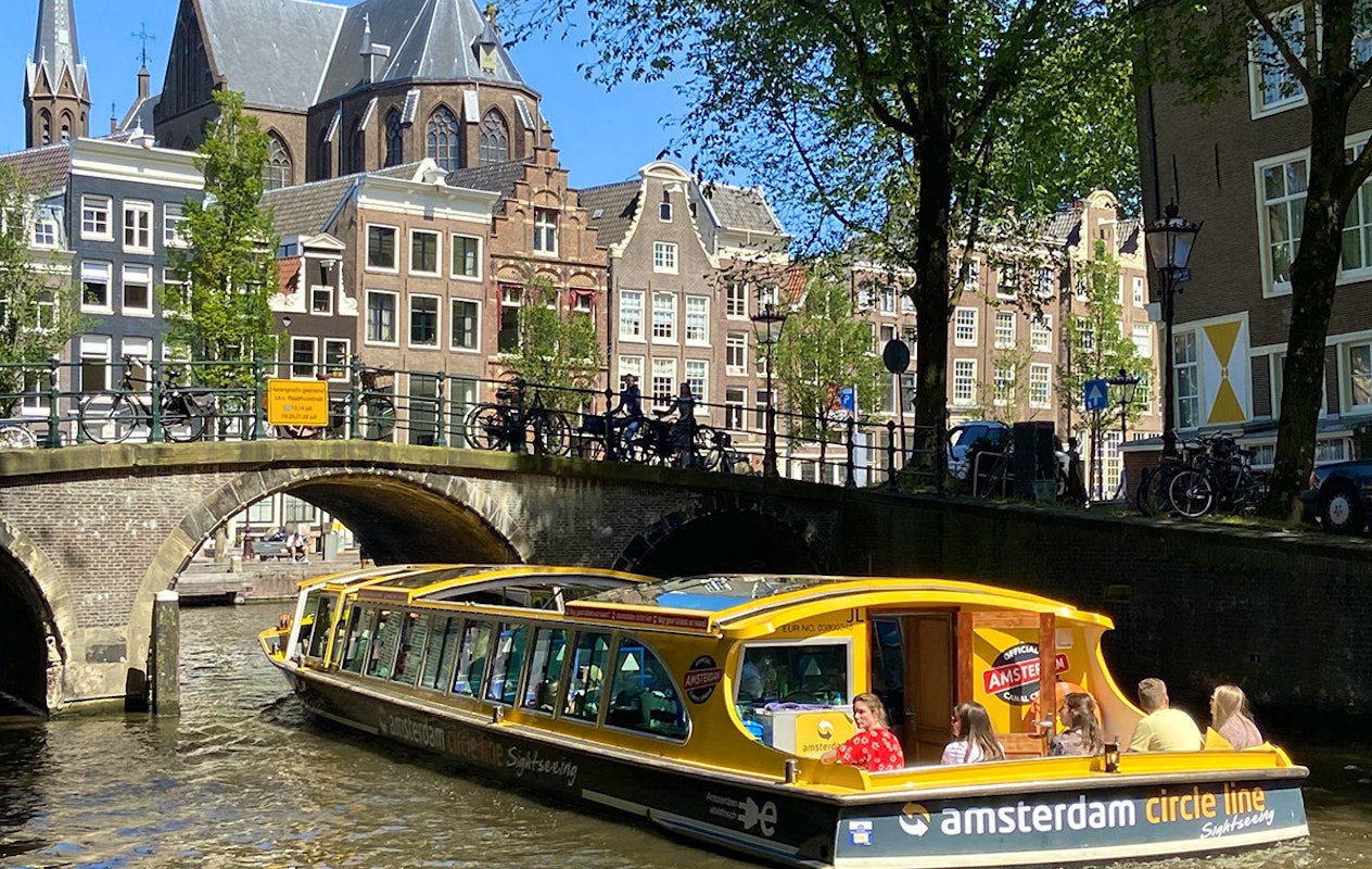 Rondvaart door het centrum van Amsterdam (60 min)